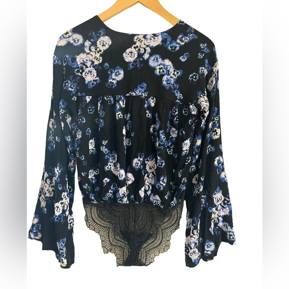 FREE PEOPLE / Size XS/ “Forties Feels” Black Floral Printed Boho Bodysuit - Picture 3 of 15
